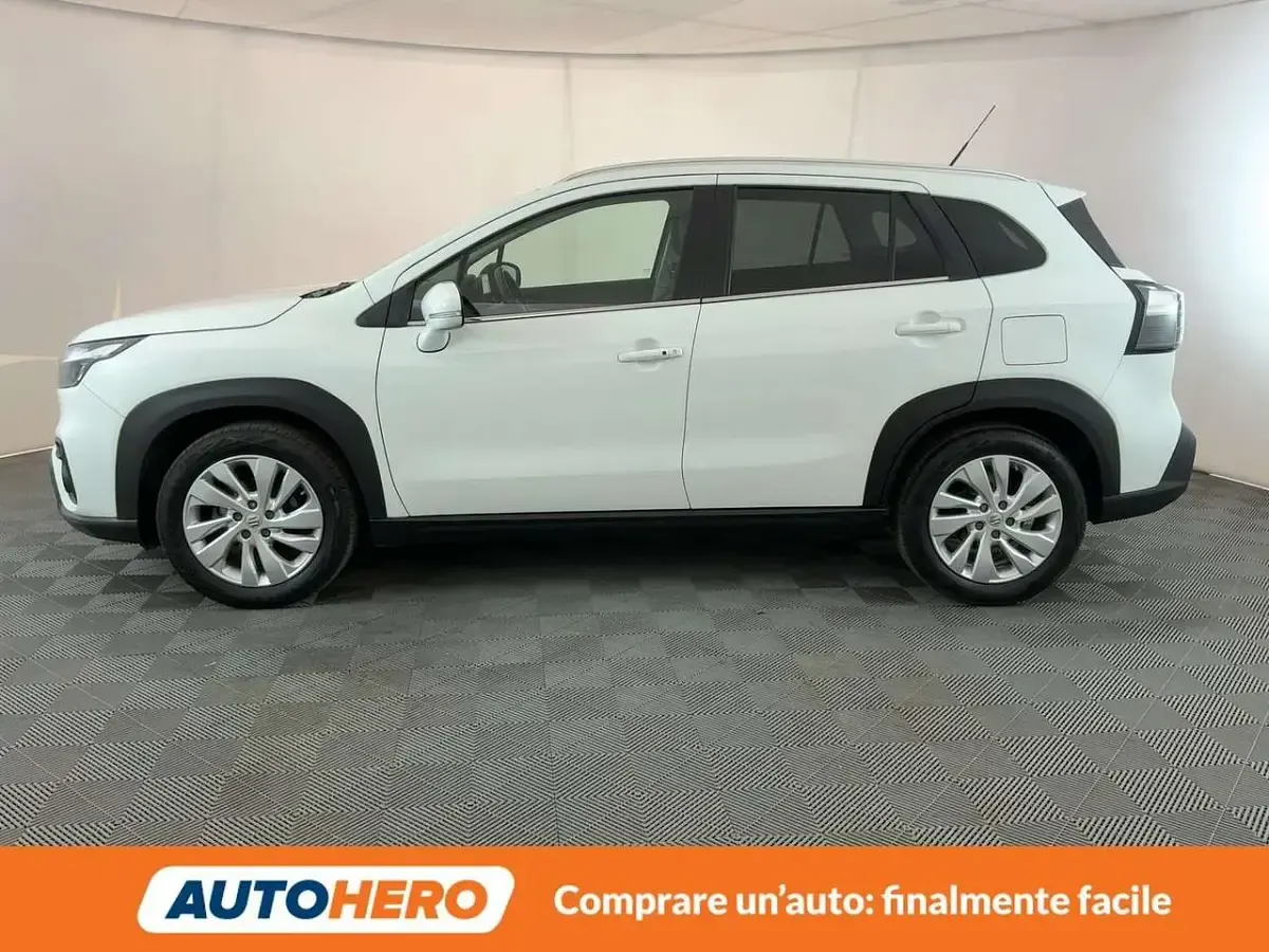 Usata Suzuki SX4 S-Cross Comfort 129 CV (94 kW) 2023 Bianco SUV