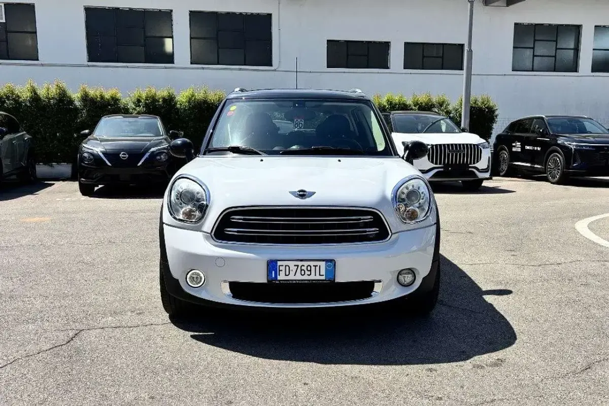 Usata Mini Cooper D Countryman 111 CV (81 kW) 2016 Bianco SUV