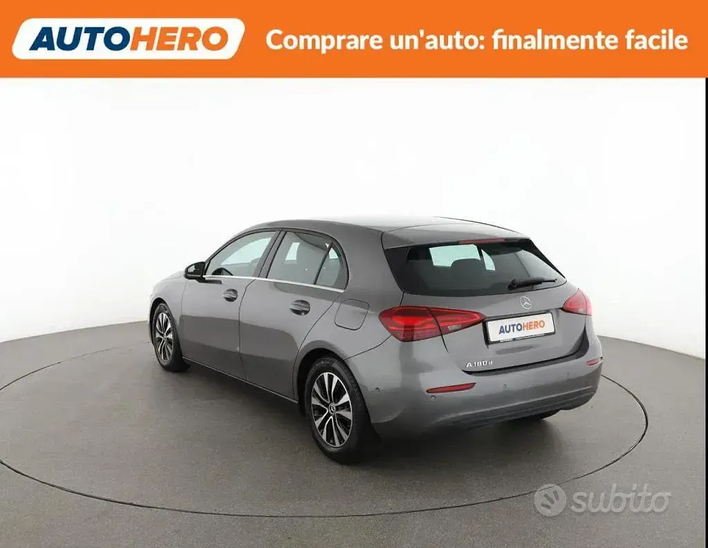 Usata Mercedes A180 Executive 116 CV (85 kW) 2023 Grigio Berlina