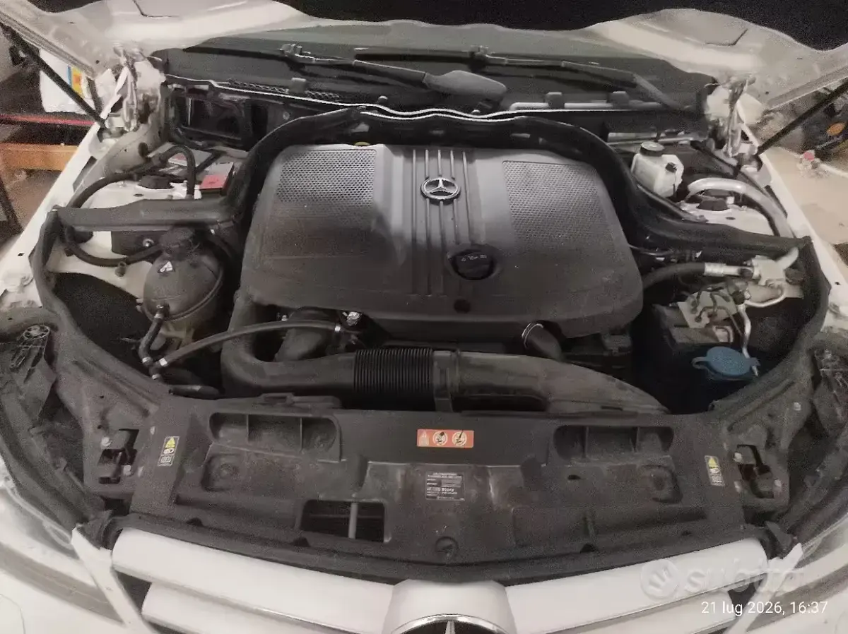 Usata Mercedes C220 Executive 170 CV (125 kW) 2013 Bianco Coupé