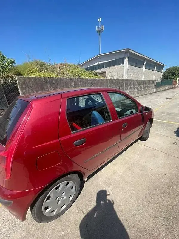 Usata Fiat Punto 60 CV (44 kW) 2001 Utilitaria