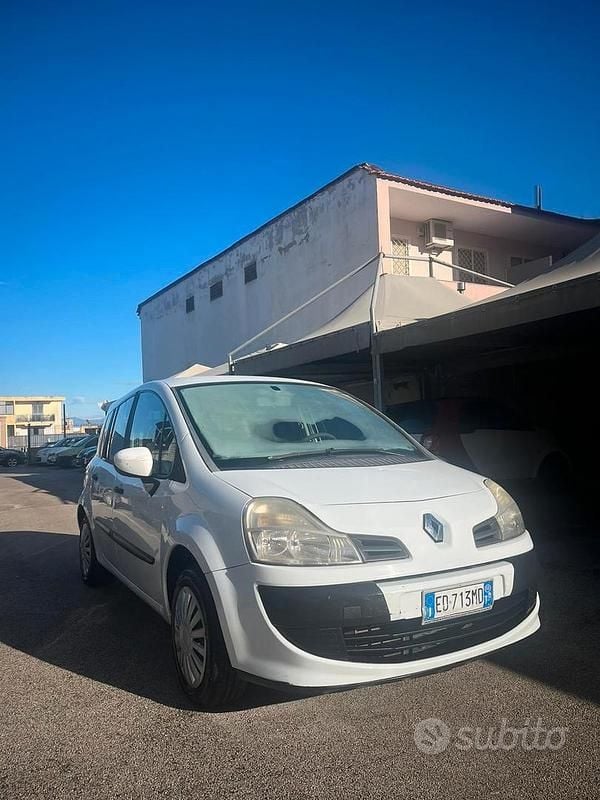 Usata 2010 Renault Modus Expression Monovolume | 1500 € (Super prezzo) - Immagine 1/4