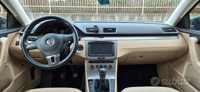 Usata VW Passat Comfortline 140 CV (102 kW) 2014 Marrone Station wagon