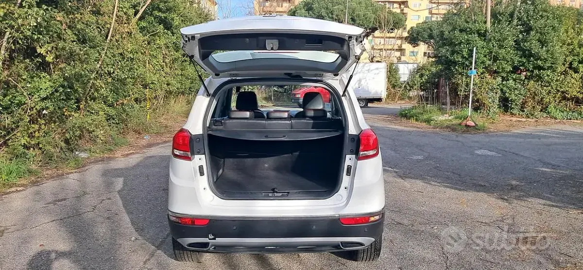 Usata DR DR6 150 CV (110 kW) 2018 Bianco SUV