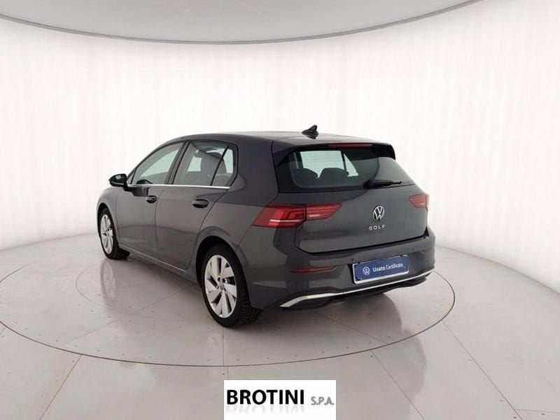 Usata VW Golf VIII Style 150 CV (110 kW) 2025 Metallizzato Berlina