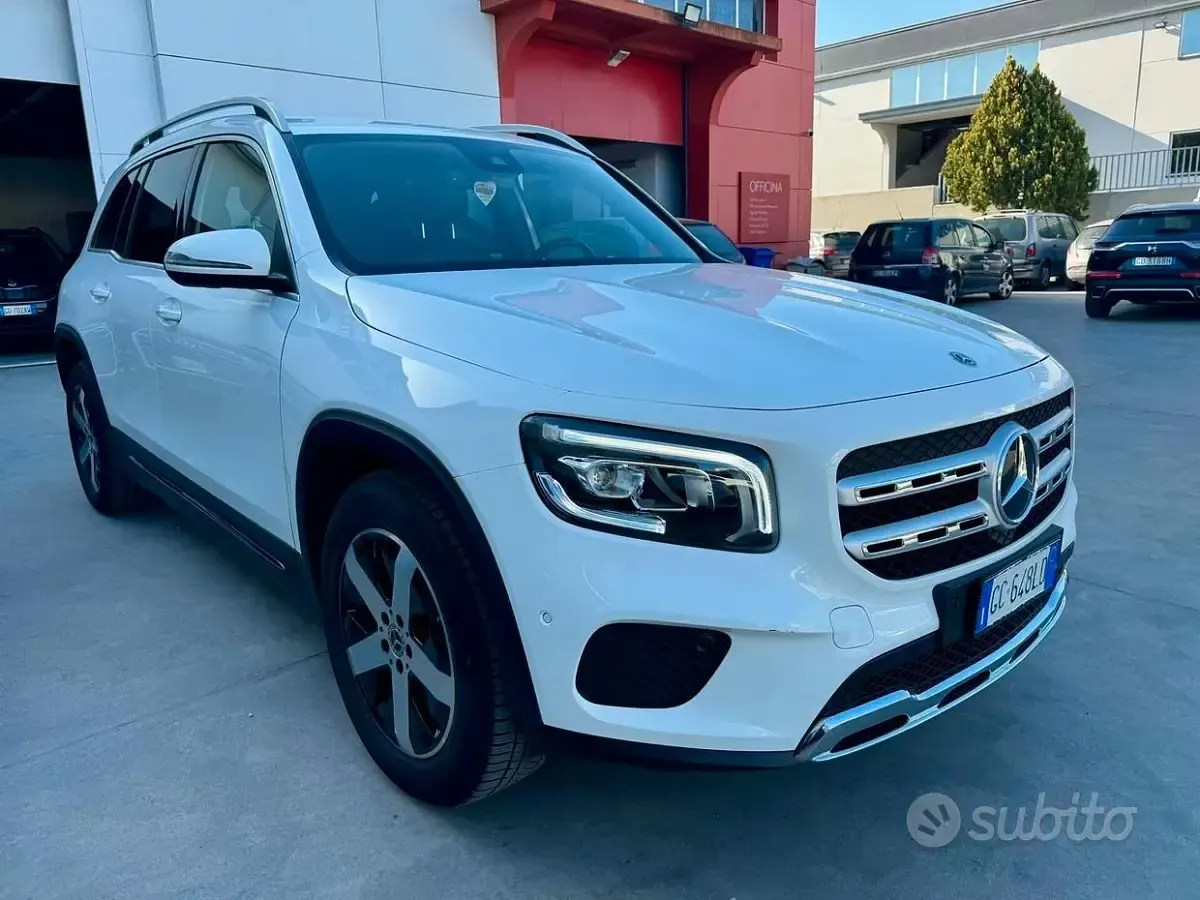 Usata Mercedes GLB180 116 CV (85 kW) 2020 Bianco SUV