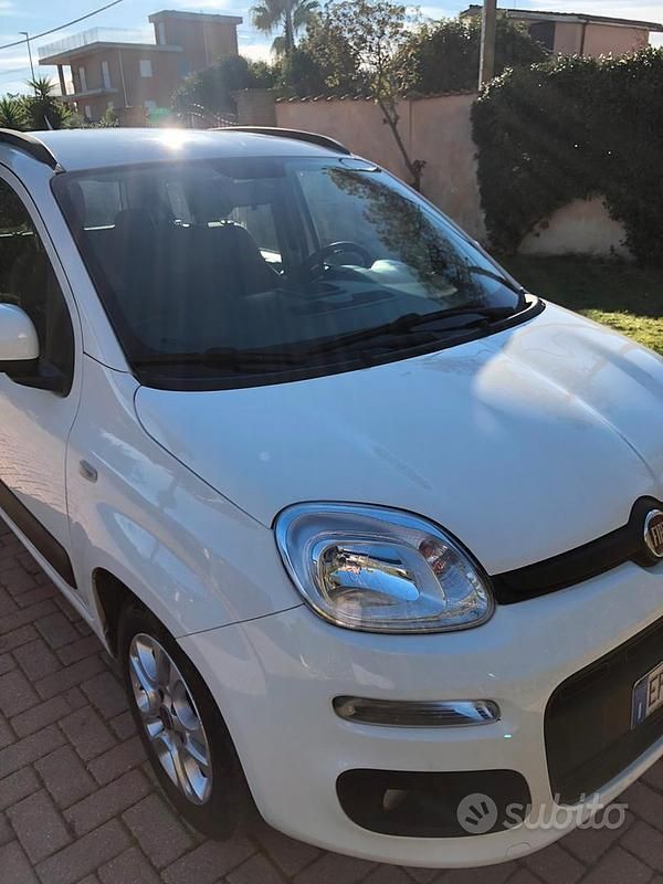 Usata Fiat Panda Lounge 2012 Bianco Utilitaria