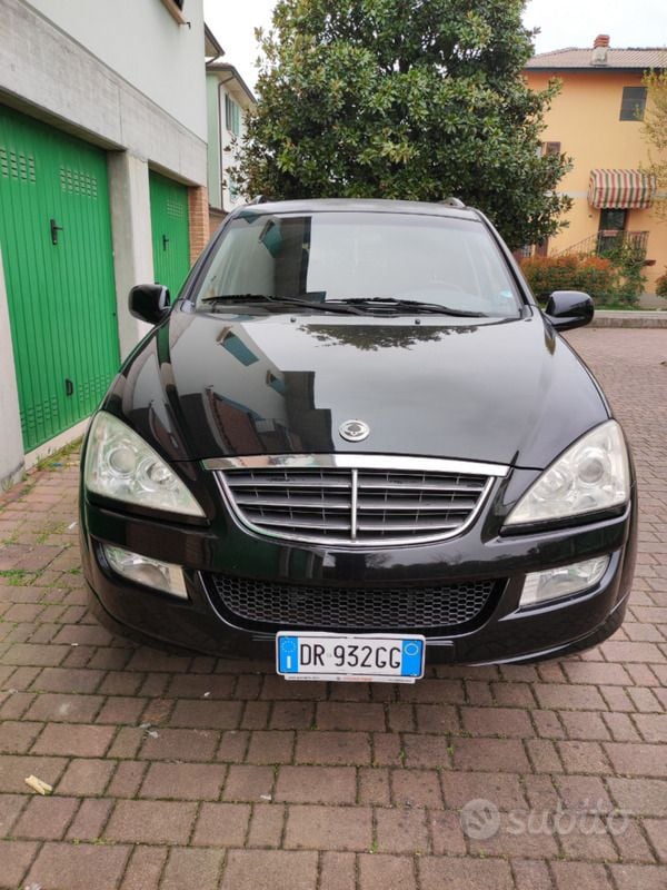Nero Usata 2008 Ssangyong (KGM) Kyron SUV | 3500 € (Buon prezzo) - Immagine 1/2