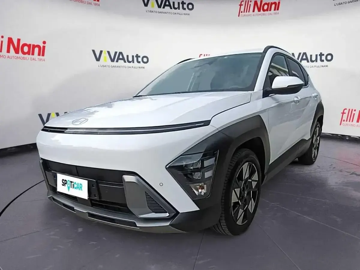 Usata Hyundai Kona 129 CV (94 kW) 2025 Bianco SUV