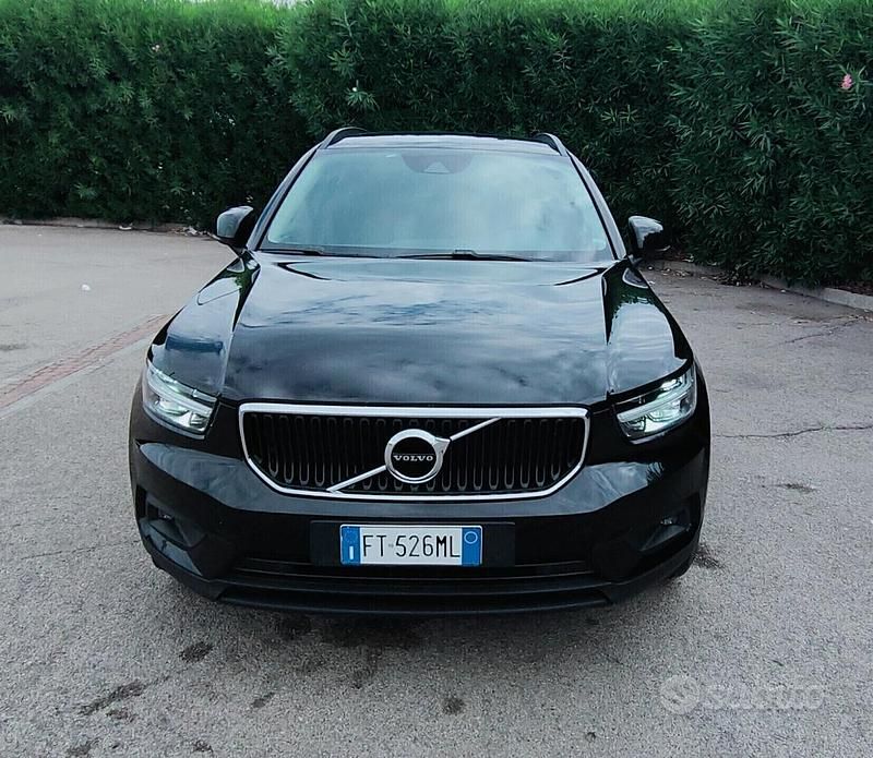 Usata Volvo XC40 Business Edition 150 CV (110 kW) 2018 Nero SUV