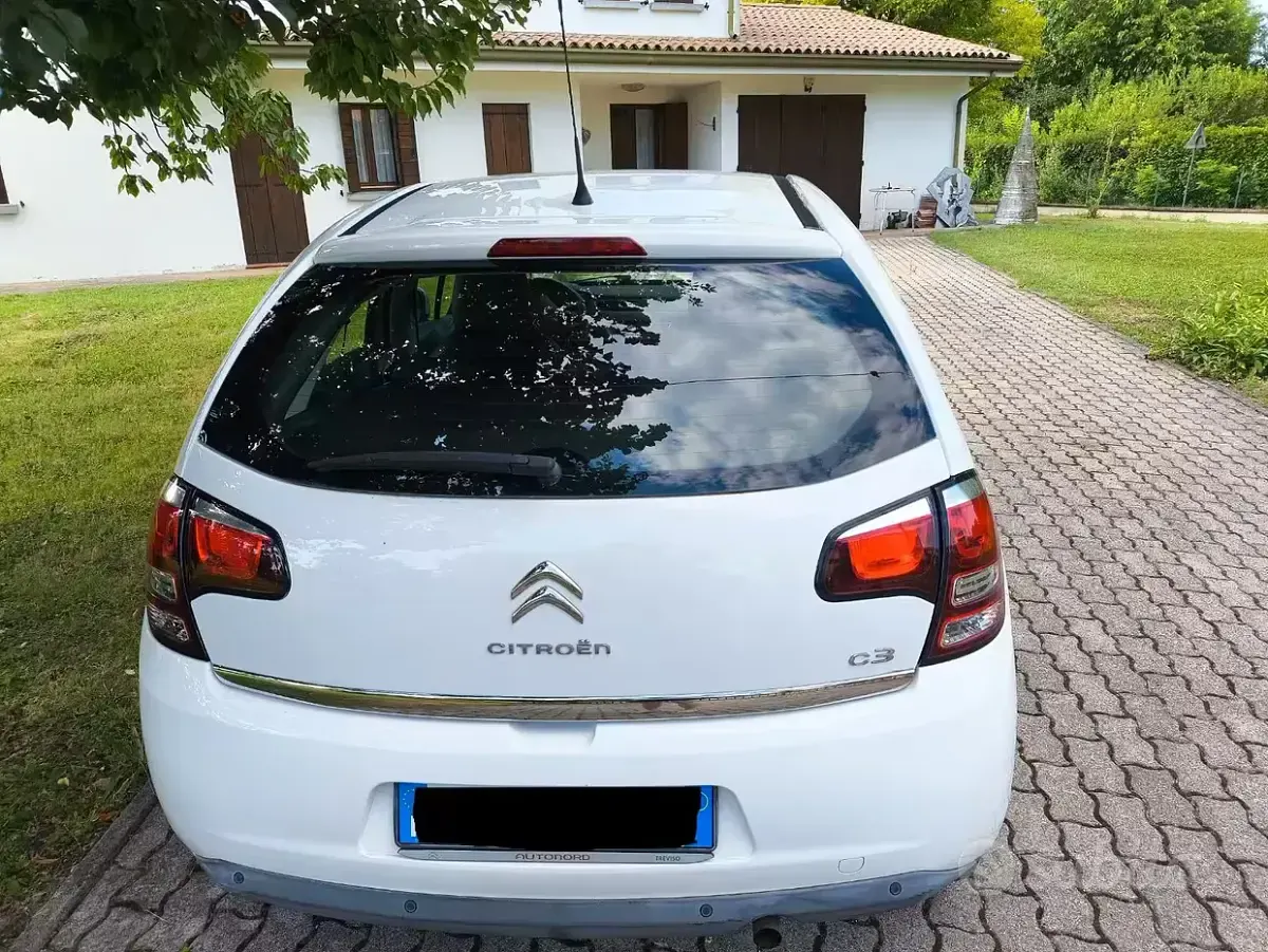 Usata Citroën C3 PureTech 82 CV (60 kW) 2015 Bianco Utilitaria