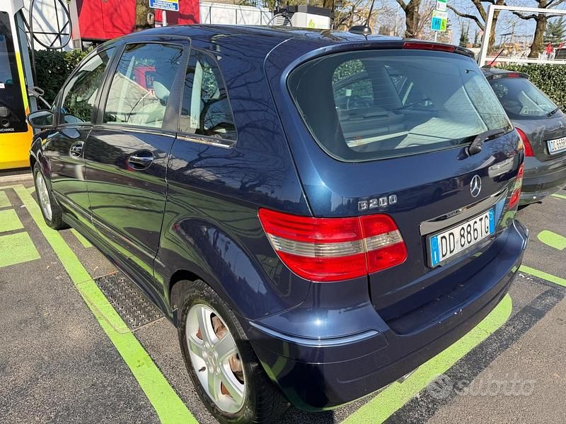 Usata Mercedes A200 Elegance 115 CV (84 kW) 2006 Blu Berlina
