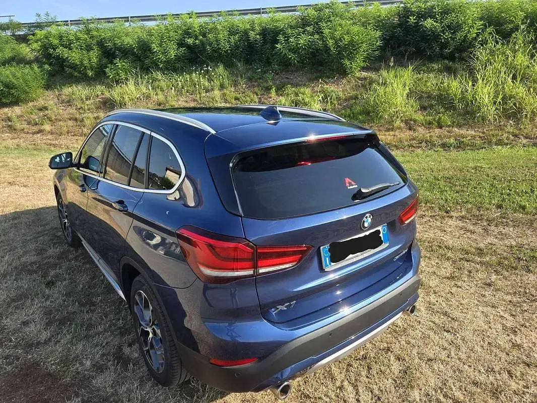 Usata BMW X1 150 CV (110 kW) 2020 Blu/azzurro SUV