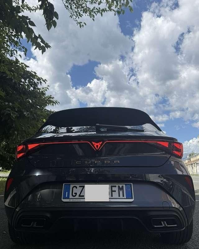 Usata Cupra Leon 150 CV (110 kW) 2025 Berlina