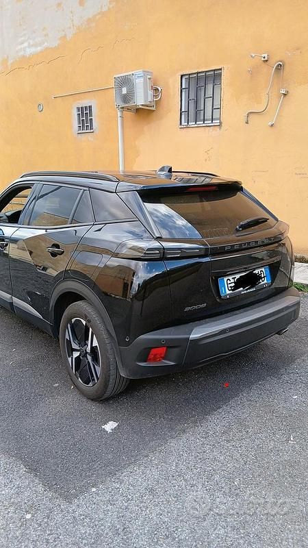 Usata Peugeot 2008 Allure 130 CV (95 kW) 2024 Nero SUV