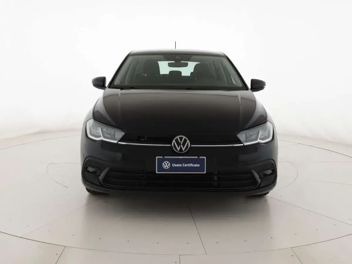 Usata VW Polo Life 95 CV (69 kW) 2025 Deep black perlato Utilitaria