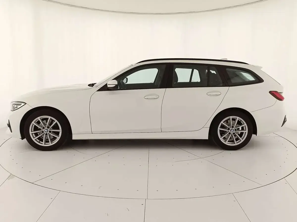 Usata BMW 320 Luxury Line 190 CV (139 kW) 2020 Bianco Station wagon