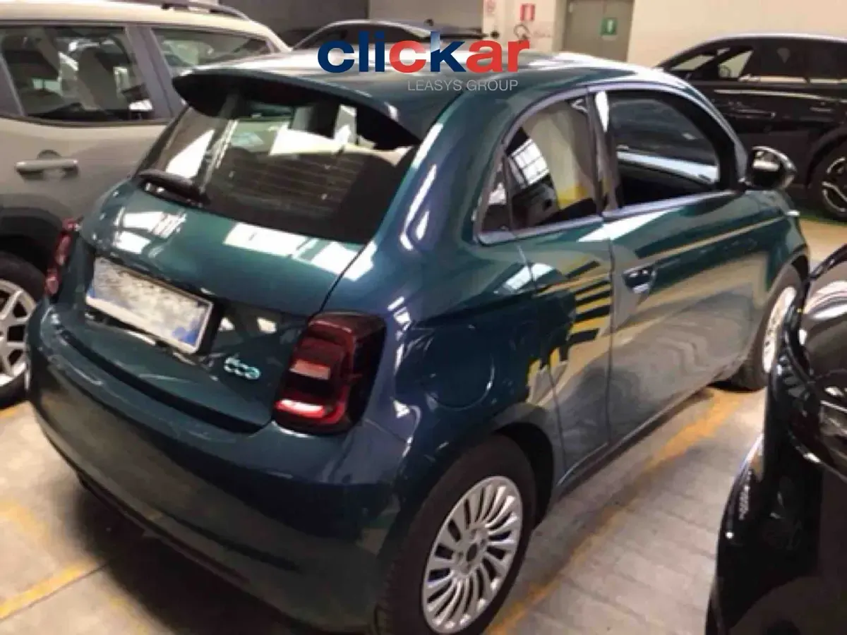 Usata Fiat 500e 42 kW (58 CV) 2023 Verde SUV