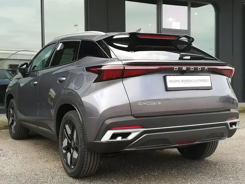 Usata Omoda 5 147 CV (108 kW) 2025 Grigio SUV