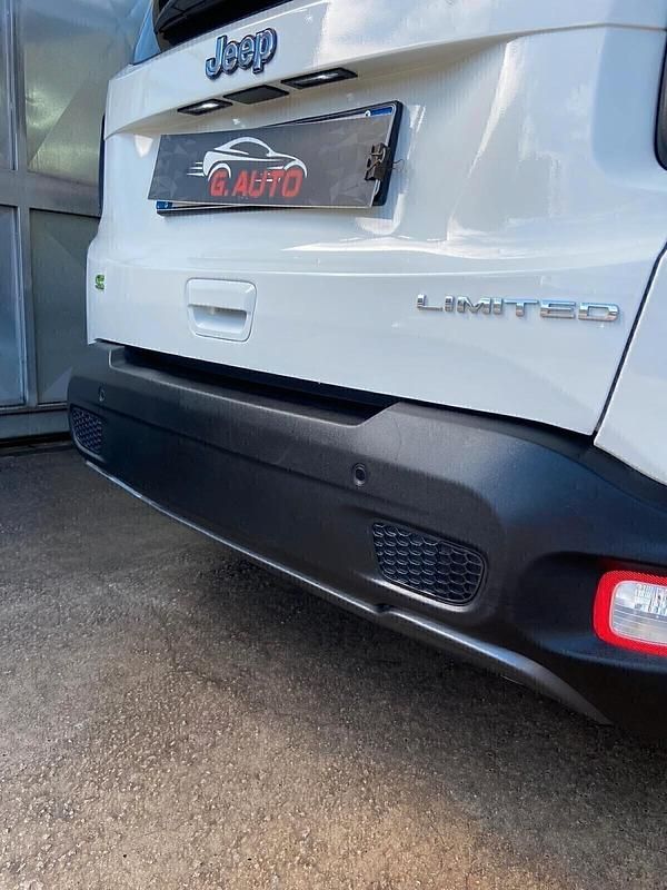 Usata Jeep Renegade Limited 131 CV (96 kW) 2023 Bianco SUV
