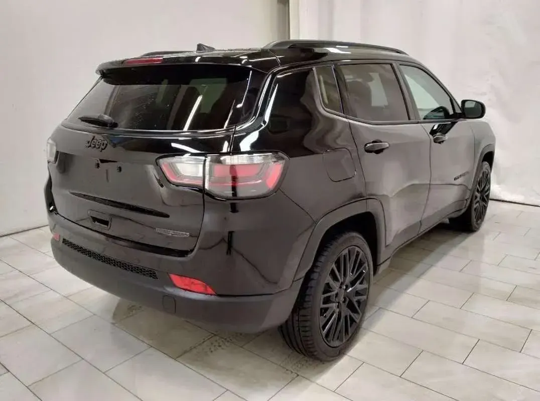 Usata Jeep Compass Night Eagle 131 CV (96 kW) 2022 Nero SUV
