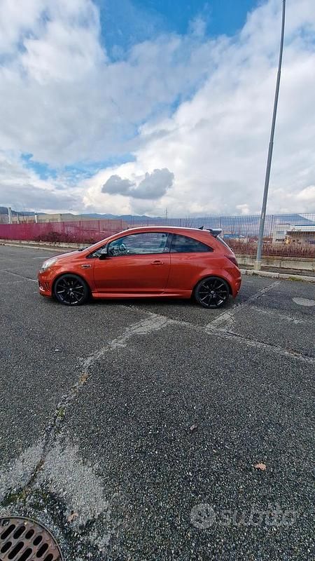 Usata Opel Corsa OPC 210 CV (154 kW) 2013 Utilitaria