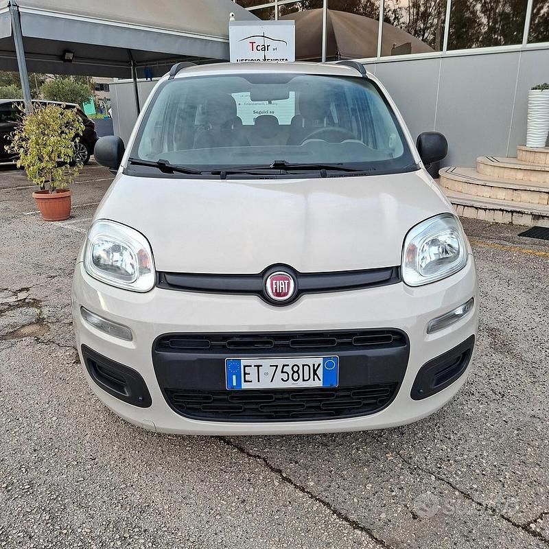 Usata Fiat Panda Easy 69 CV (50 kW) 2013 Beige Utilitaria