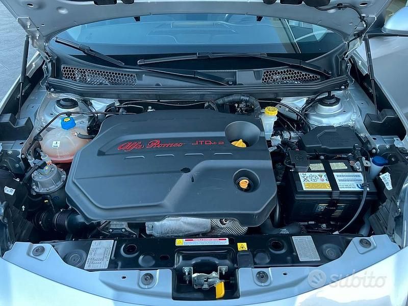 Usata Alfa Romeo Giulietta 120 CV (88 kW) 2017 Grigio Berlina