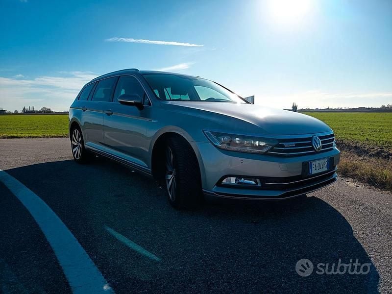 Grigio Usata 2015 VW Passat Station wagon | 12.500 € (Super prezzo) - Immagine 1/4