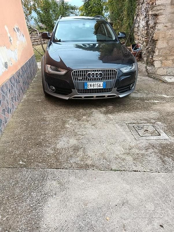 Usata Audi A4 Allroad 177 CV (130 kW) 2012 Nero Station wagon