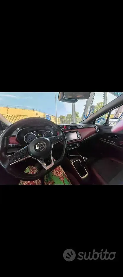 Usata Nissan Micra Tekna 90 CV (66 kW) 2017 Nero Utilitaria