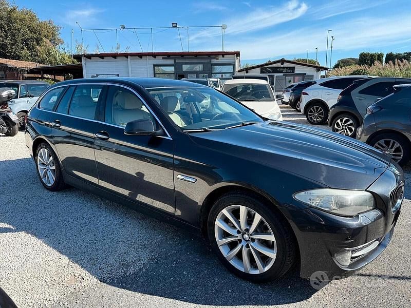 Usata BMW 520 184 CV (135 kW) 2011 Grigio Station wagon