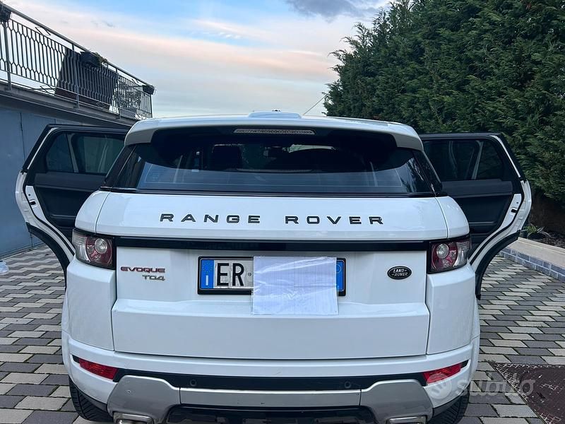 Usata Land Rover Range Rover evoque Dynamic 150 CV (110 kW) 2013 Bianco SUV