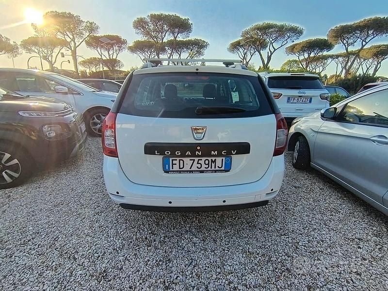 Begagnad Dacia Logan Ambiance 90 HK (66 kW) 2016 Vit Kombi