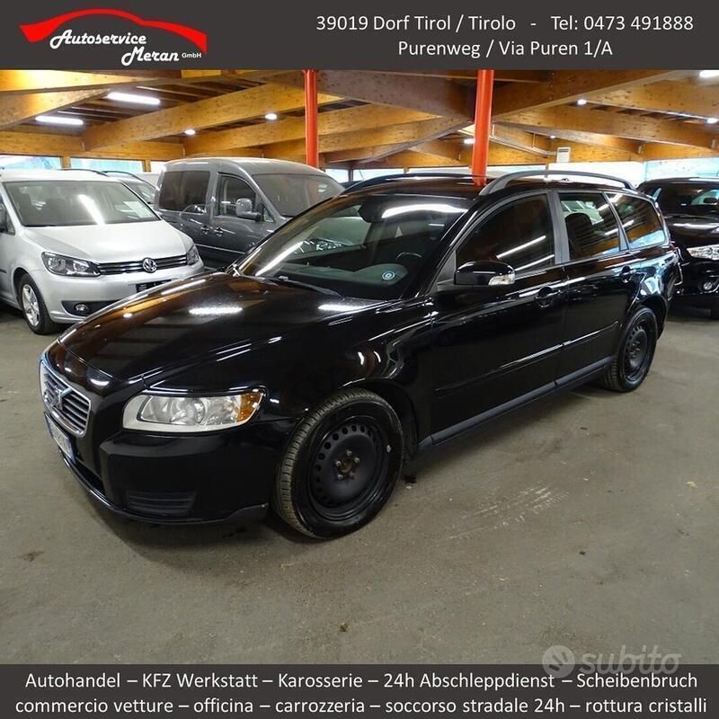 Nero Usata 2008 Volvo V50 Momentum Station wagon | 4400 € (Molto cara) - Immagine 1/4