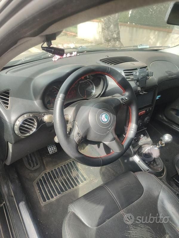 Usata Alfa Romeo GT 150 CV (110 kW) 2007 Nero Coupé