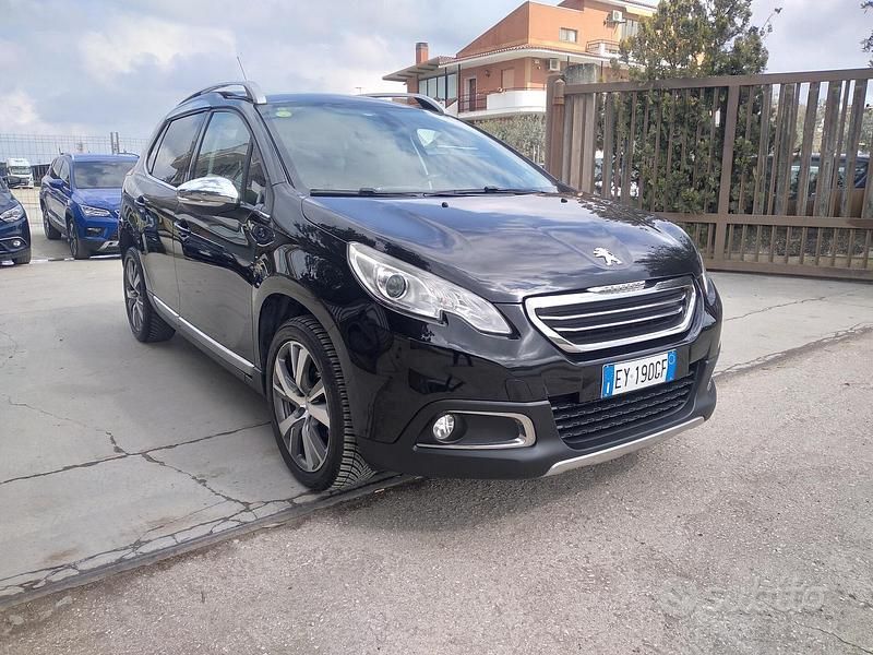 Usata Peugeot 2008 S 92 CV (67 kW) 2015 Nero SUV