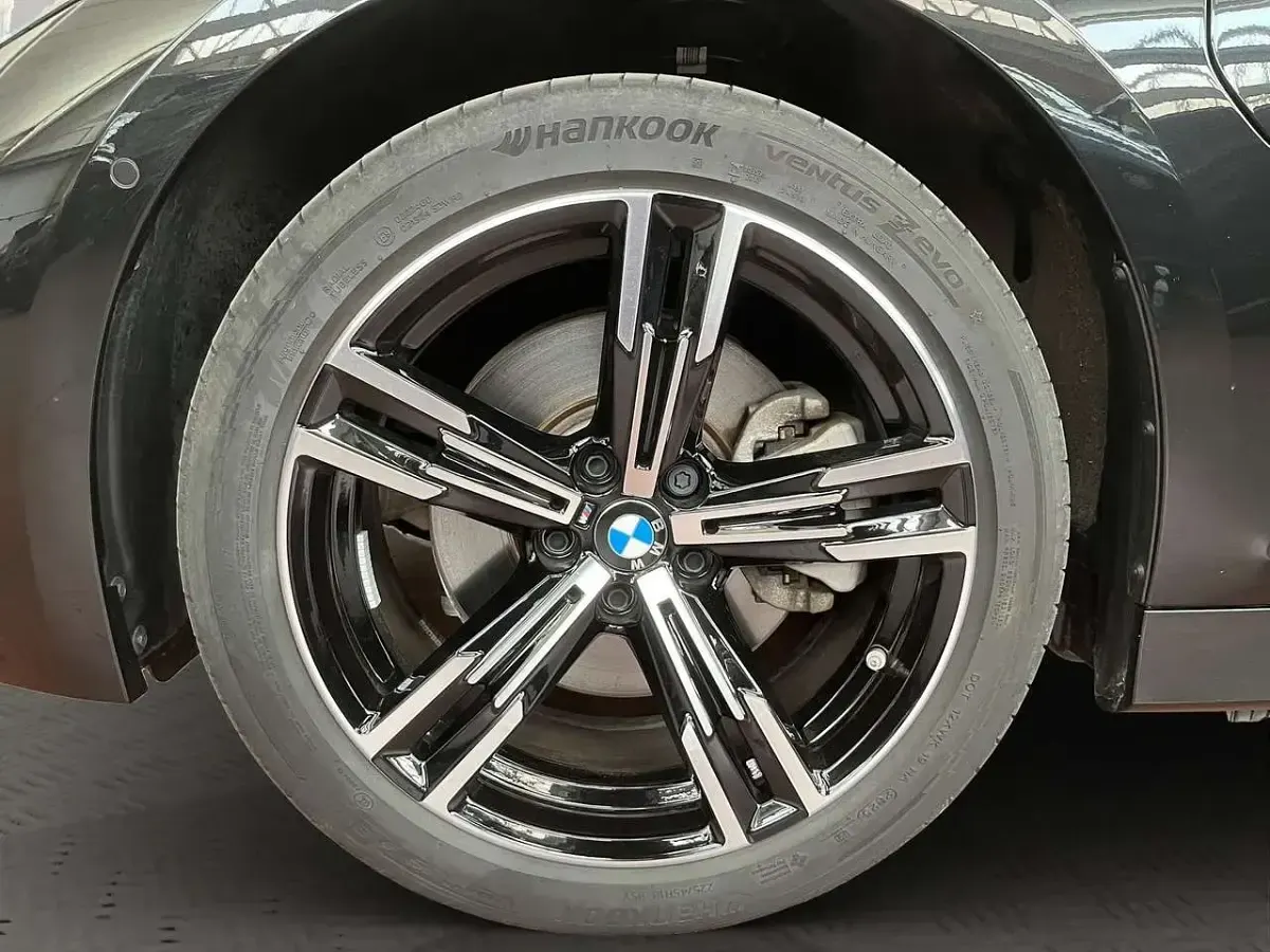 Usata BMW 330e M Sport 292 CV (214 kW) 2025 Nero Station wagon