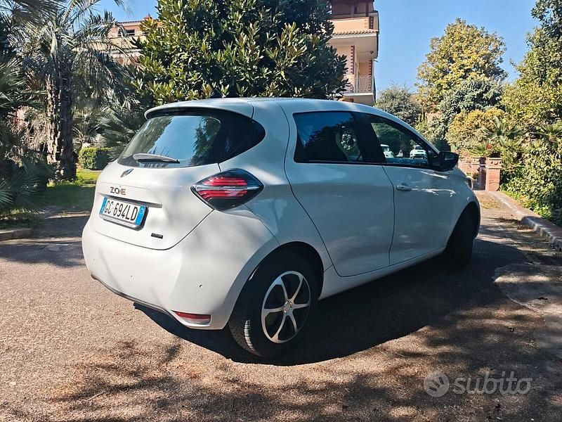 Usata Renault Zoe Life 80 kW (109 CV) 2020 Bianco Utilitaria