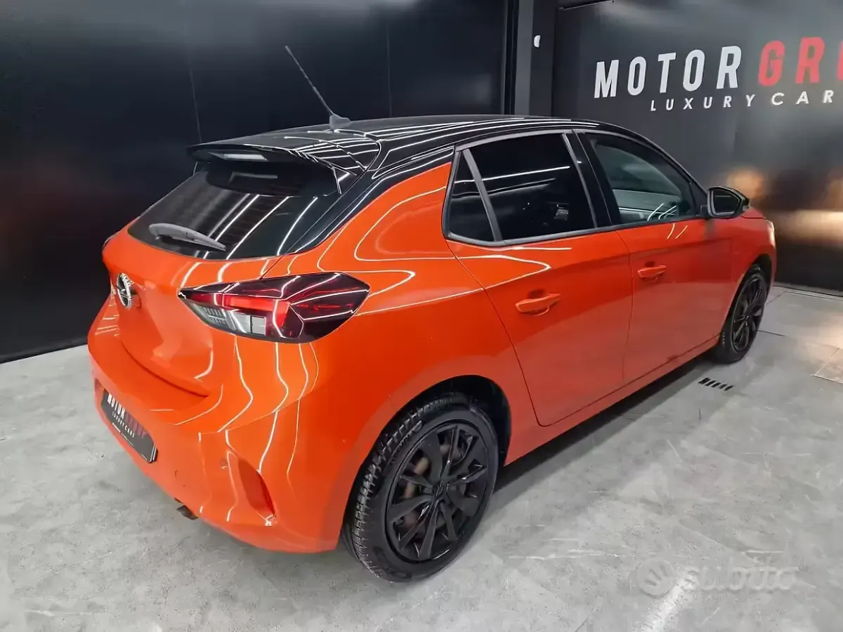 Usata Opel Blitz Edition 101 CV (74 kW) 2020 Arancione Berlina