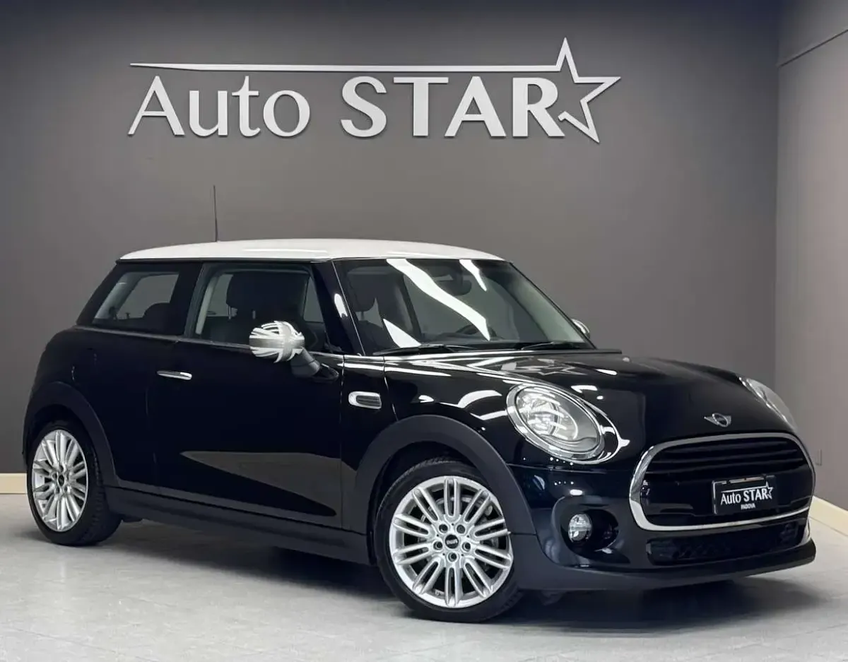 Usata Mini Cooper D 116 CV (85 kW) 2017 Nero Utilitaria