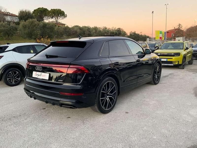 Usata Audi Q8 S-Line 286 CV (210 kW) 2025 Nero SUV