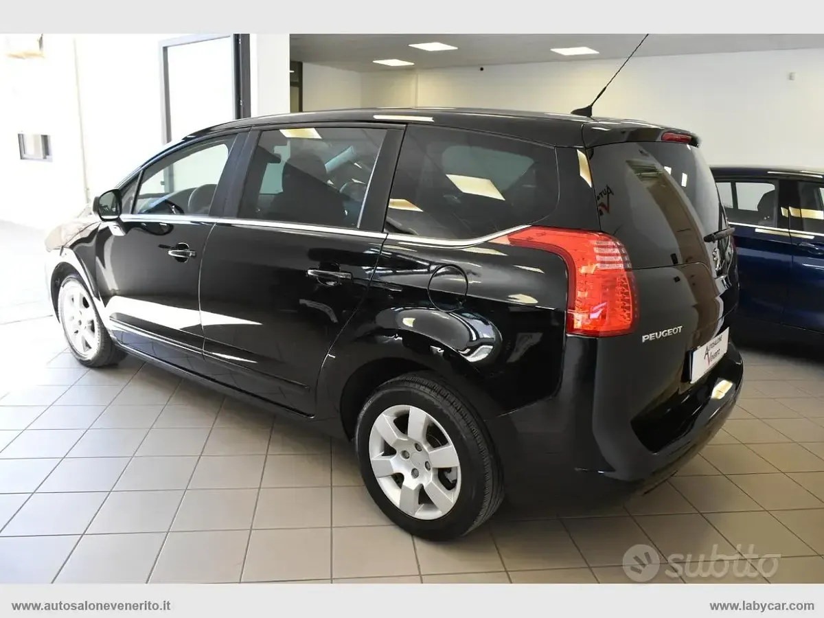 Gebraucht Peugeot 5008 Business-Line 112 PS (82 kW) 2012 Schwarz Van / Kleinbus