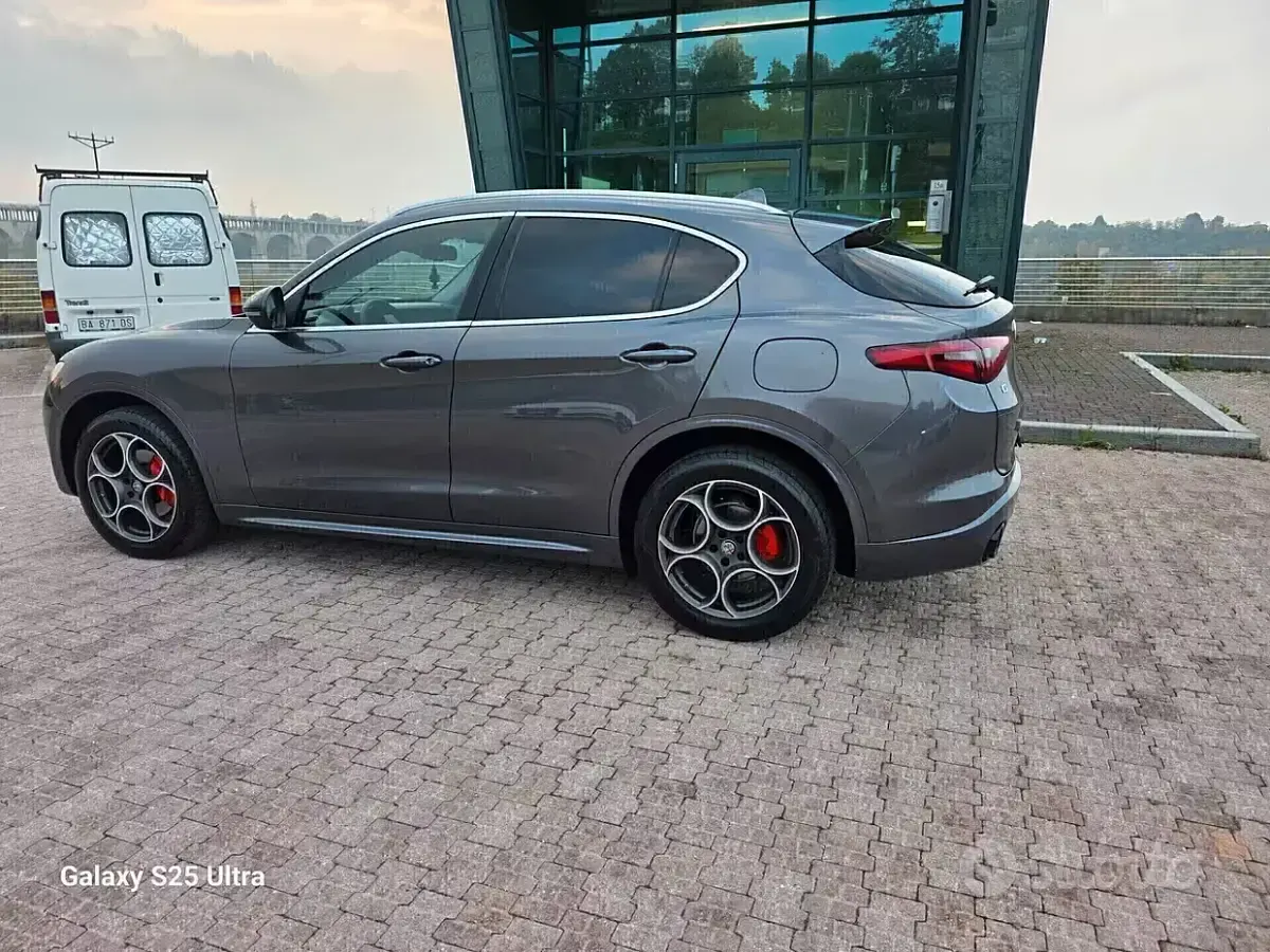 Usata Alfa Romeo Stelvio 210 CV (154 kW) 2018 Grigio SUV