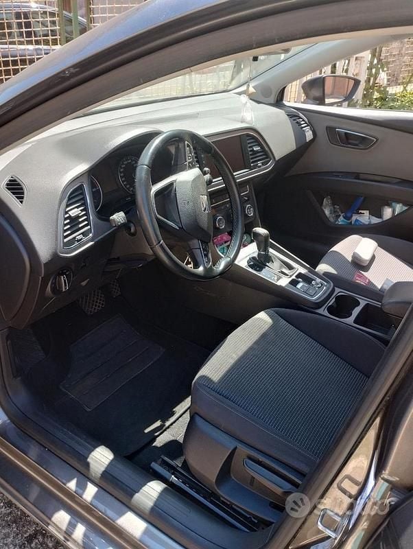 Usata Seat Leon 115 CV (84 kW) 2017 Grigio Station wagon