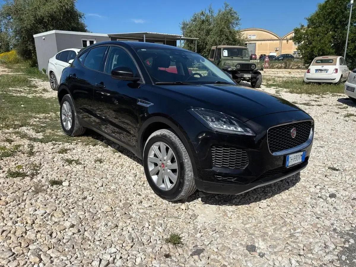 Usata Jaguar E-Pace 150 CV (110 kW) 2018 Nero SUV