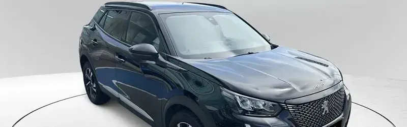 Usata Peugeot 2008 GT-line 110 CV (80 kW) 2019 Rosso SUV