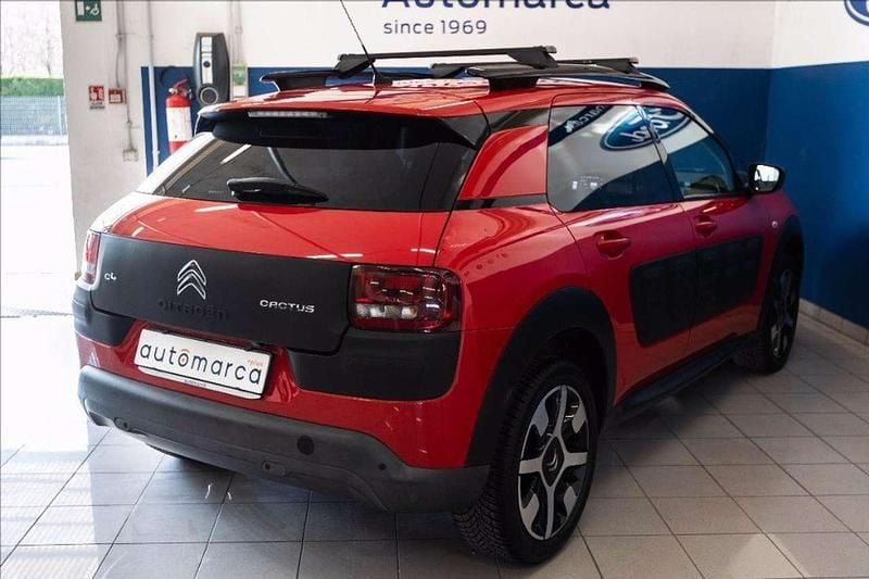 Usata Citroën C4 Shine 99 CV (72 kW) 2017 Rosso SUV