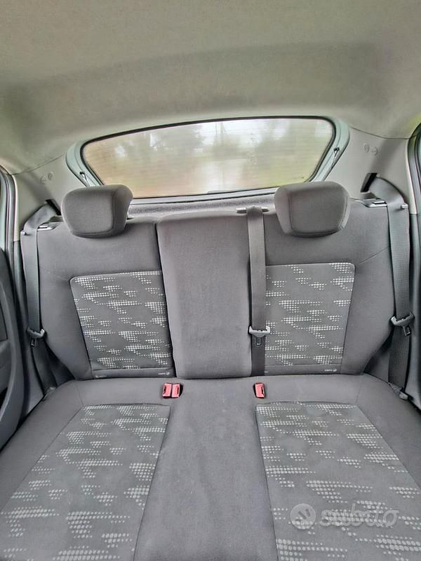 Usata Opel Corsa 2011 Bianco Utilitaria