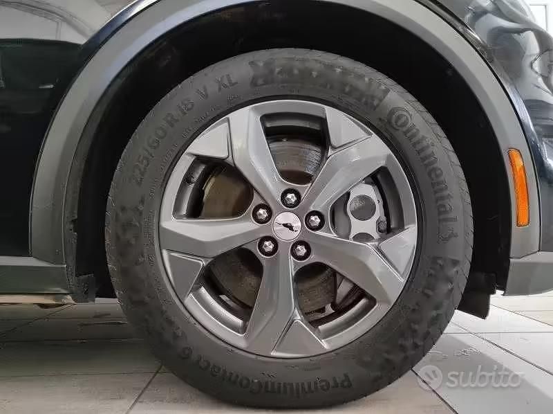 Usata Ford Mustang Mach-E Standard Range 100 kW (136 CV) 2021 Nero SUV